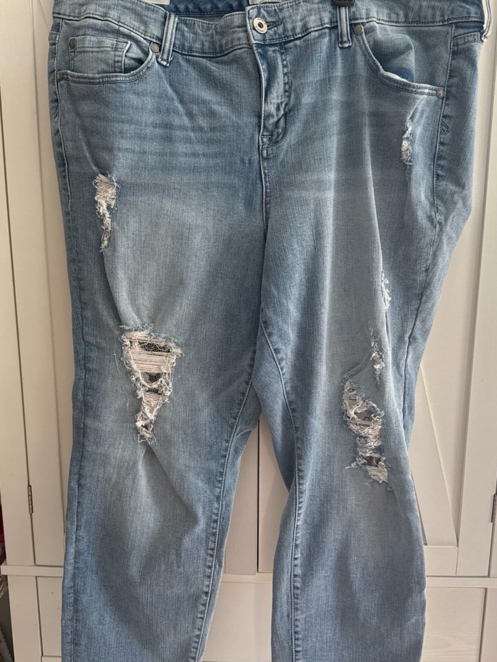 Torrid Light Wash Distressed Boyfriend Jeans size 22